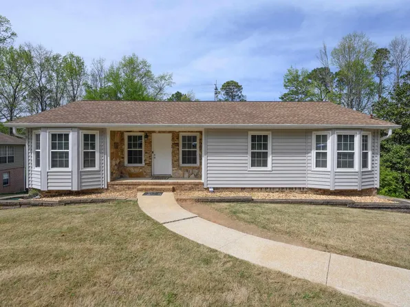 5621 Double Tree Cir, Birmingham, AL 35242