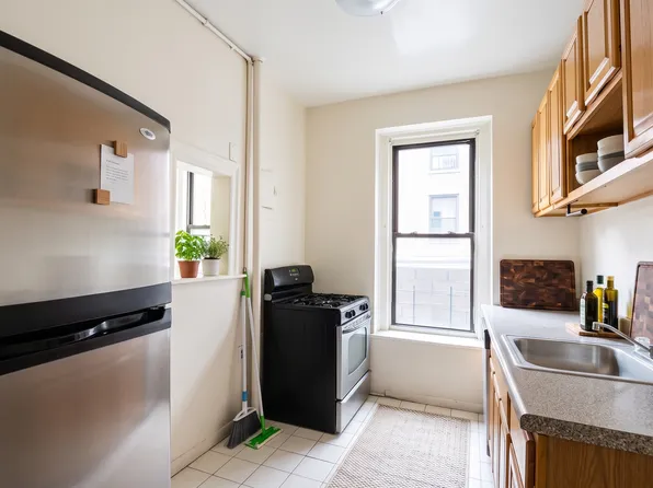 526 West 161st Street image 1 of 4