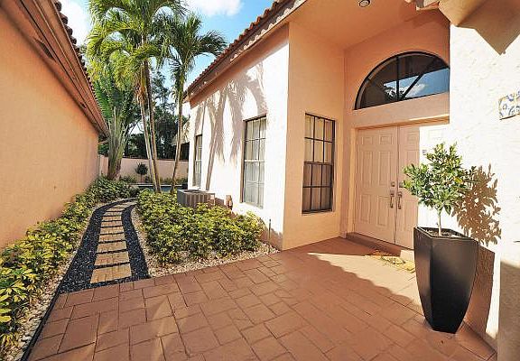 Home For Sale In Broken Sound Country Club