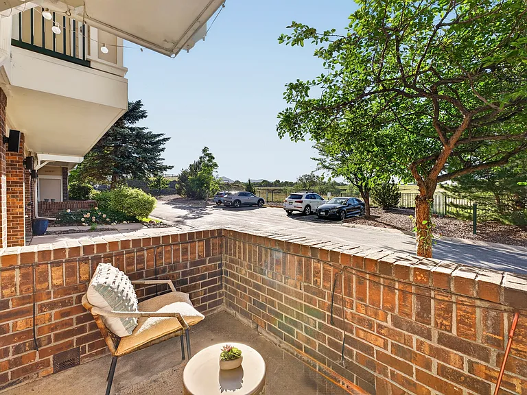 2080 Shamrock Dr — Photo 20