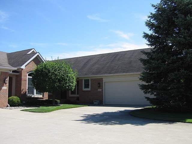 1st image of 1335 Somerset Ct