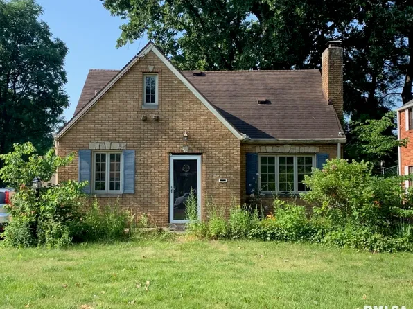 1002 E Seneca Pl, Peoria, IL 61603