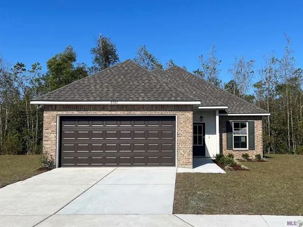3737 Retreat Dr, Westwego, LA 70094