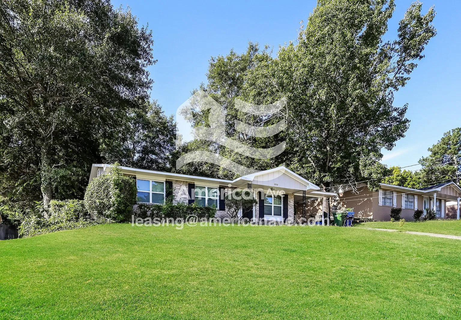 3 bed, 1.5 bath, 1105 sqft, $1,375 — Photo 3