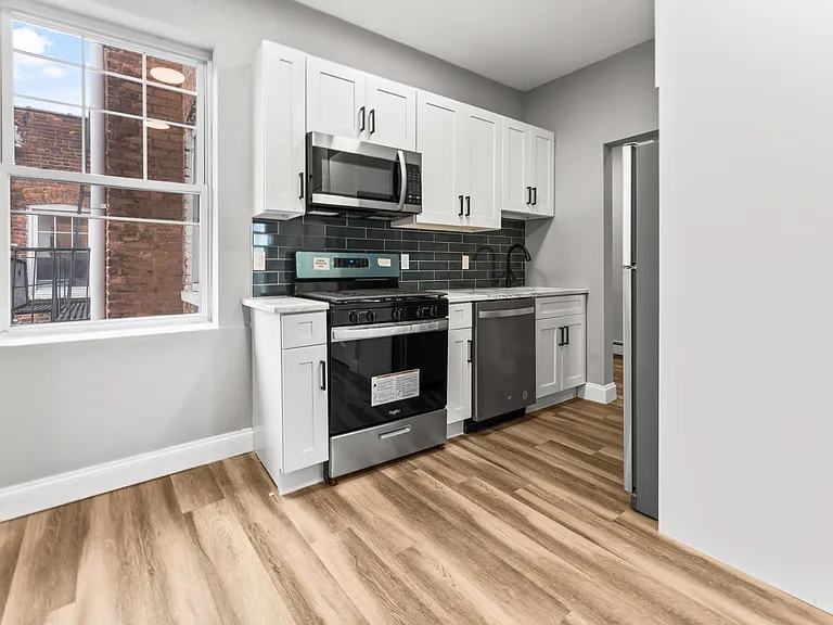 103 Washington Ave #6 — Photo 3