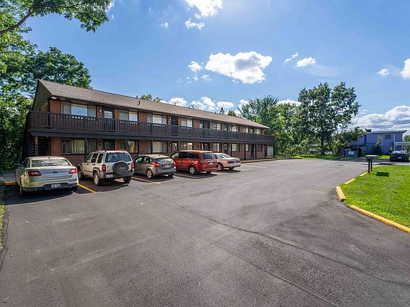 3rd image of 10612 Grand River Ave #5