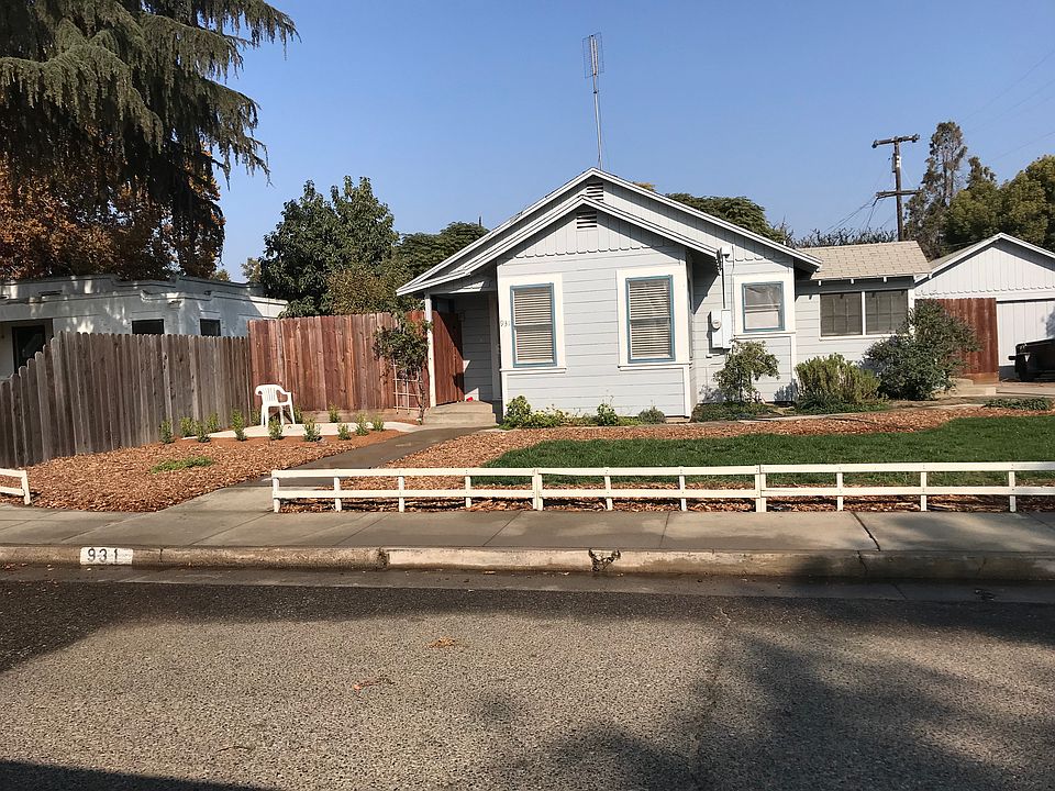 2nd image of 931 Mariposa St