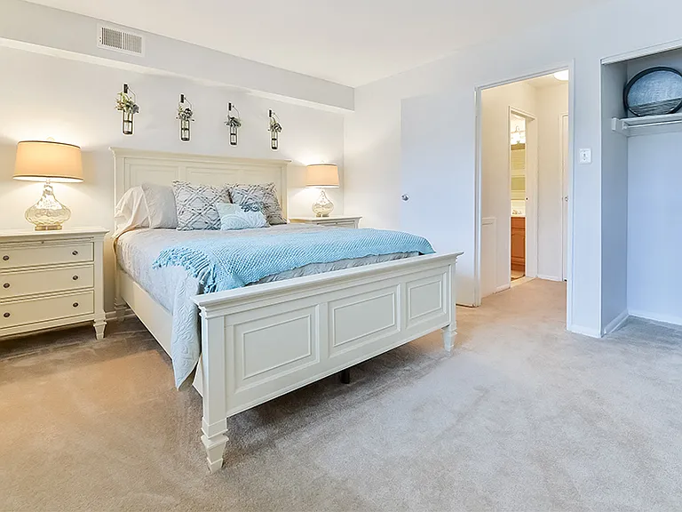 Eastampton Gardens Apartment Homes — Photo 12