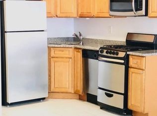 69 W 55th St APT 3B, New York, NY 10019