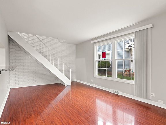 2nd image of 446 James Ct #15-C