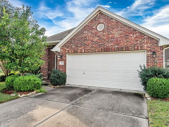 3rd image of 18607 Dural Dr