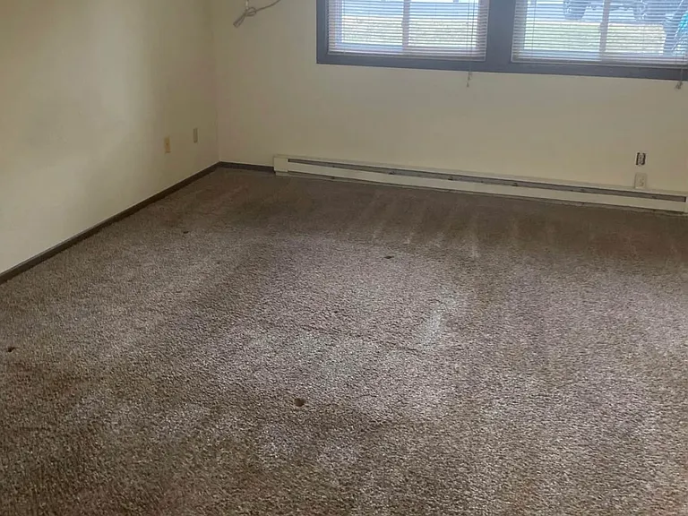 777 Laurel St — Photo 2