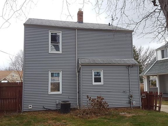 5th image of 354 E 214th St