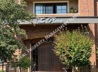 363 SW Bluff Dr #209, Bend, OR 97702