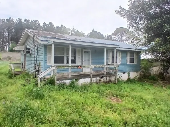 209 Christian St, Dadeville, AL 36853