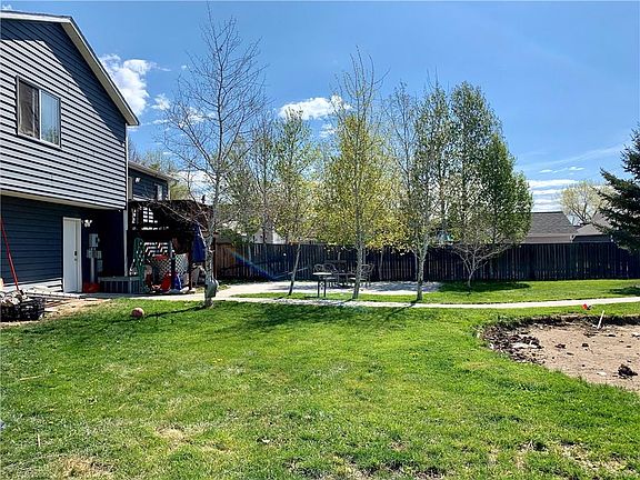 5th image of 3020 Myrtle Dr