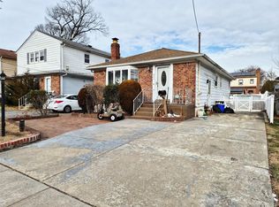 225 E Mineola Avenue, Valley Stream, NY 11580