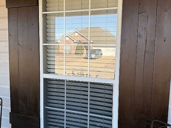 3rd image of 129 Prinston St