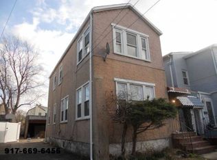 13829 232nd St, Springfield Gardens, NY 11413