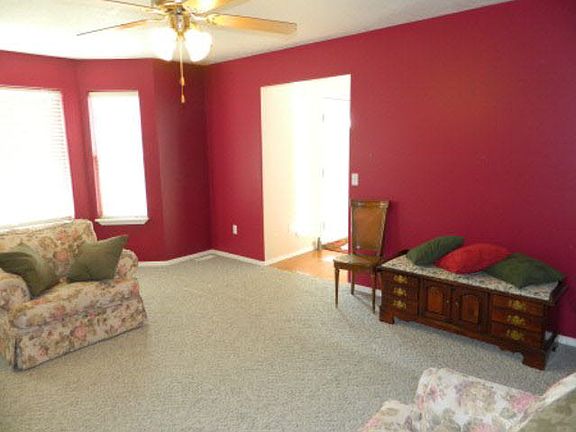 5th image of 1620 NW Canyon View Dr