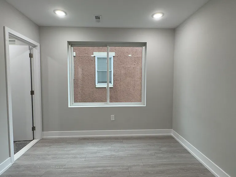 649-1 N 35th St #202A — Photo 17