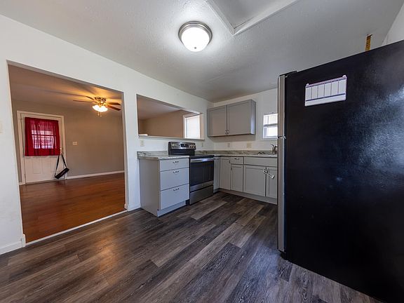 5th image of 513 Cherry St