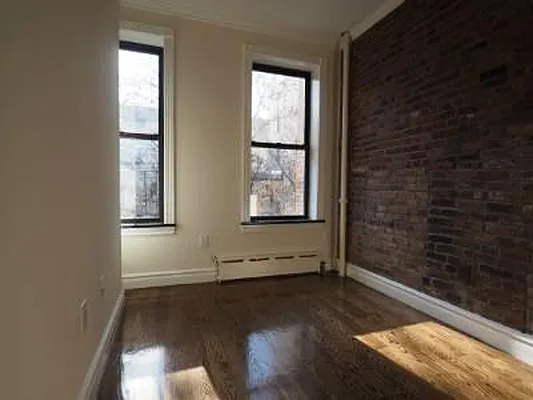 Rented by Centennial Properties NY | media 32