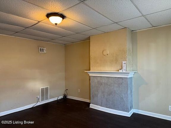 3rd image of 538 Lilly Ave