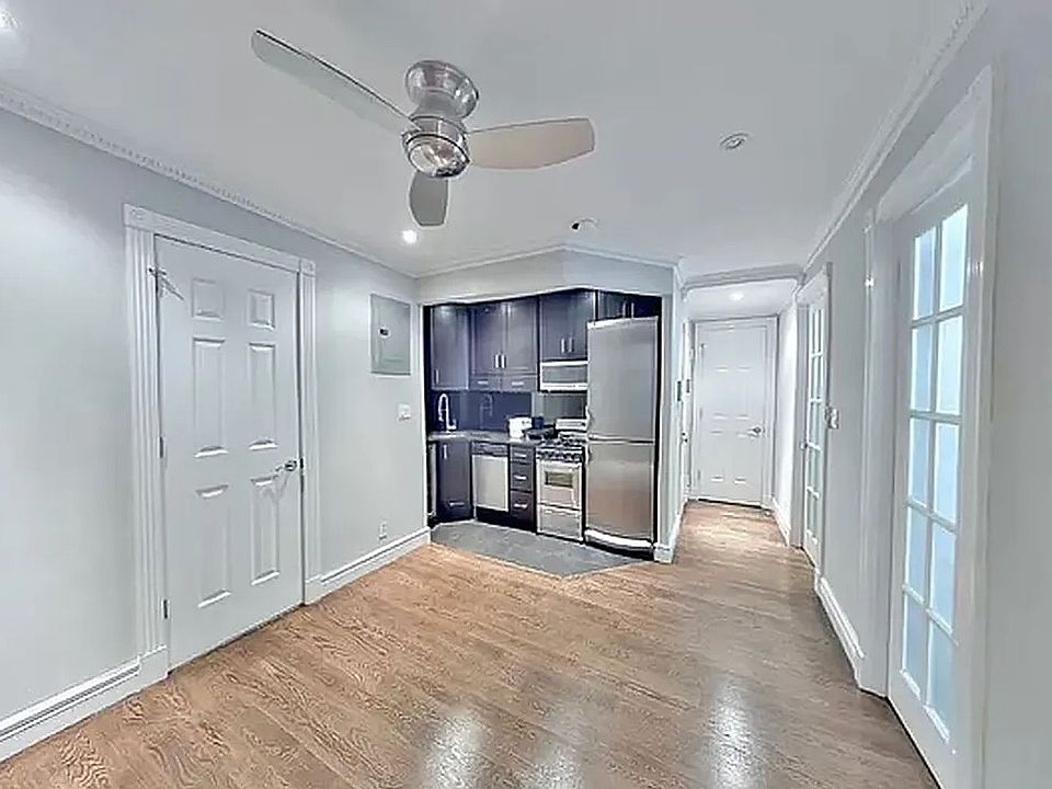 2nd image of 222 Avenue B APT 3
