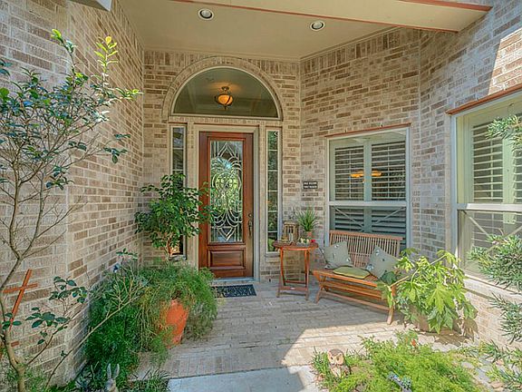 4th image of 1307 Regal Green Ct