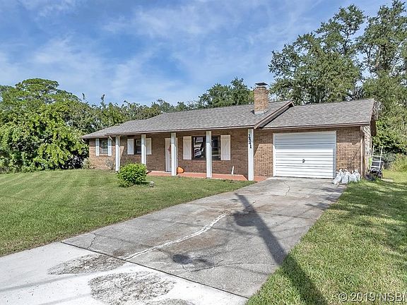 3rd image of 2541 Edgewater Ave
