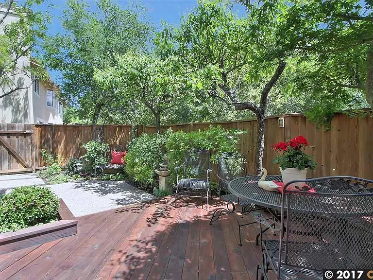 613 S Blackbrush Ln — Photo 20