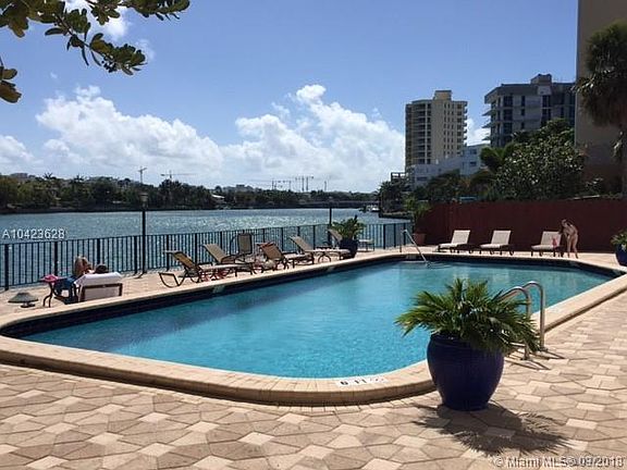 5th image of 10101 E Bay Harbor Dr APT 307