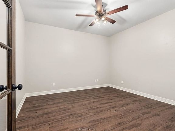 3rd image of 5012 Greyrock Dr