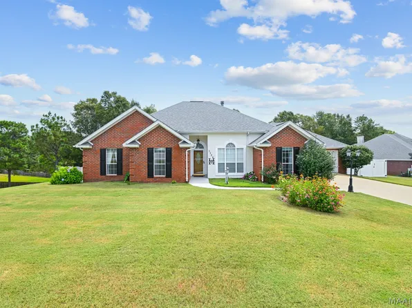 1524 White Cloud Dr, Deatsville, AL 36022