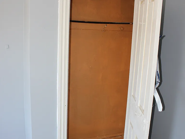 357 N 10th St #3 — Photo 4