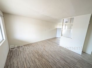 1010 Palomas Dr SE APT H, Albuquerque, NM 87108