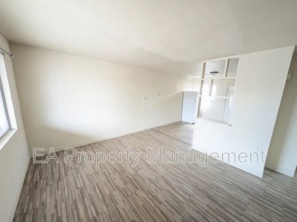 1010 Palomas Dr SE APT H, Albuquerque, NM 87108