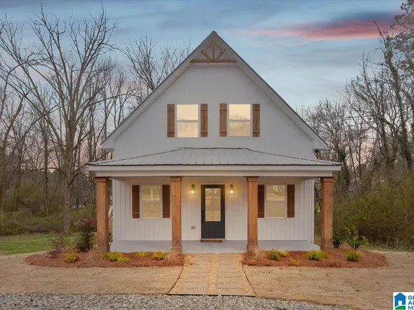 285 3rd St, Fruithurst, AL 36262