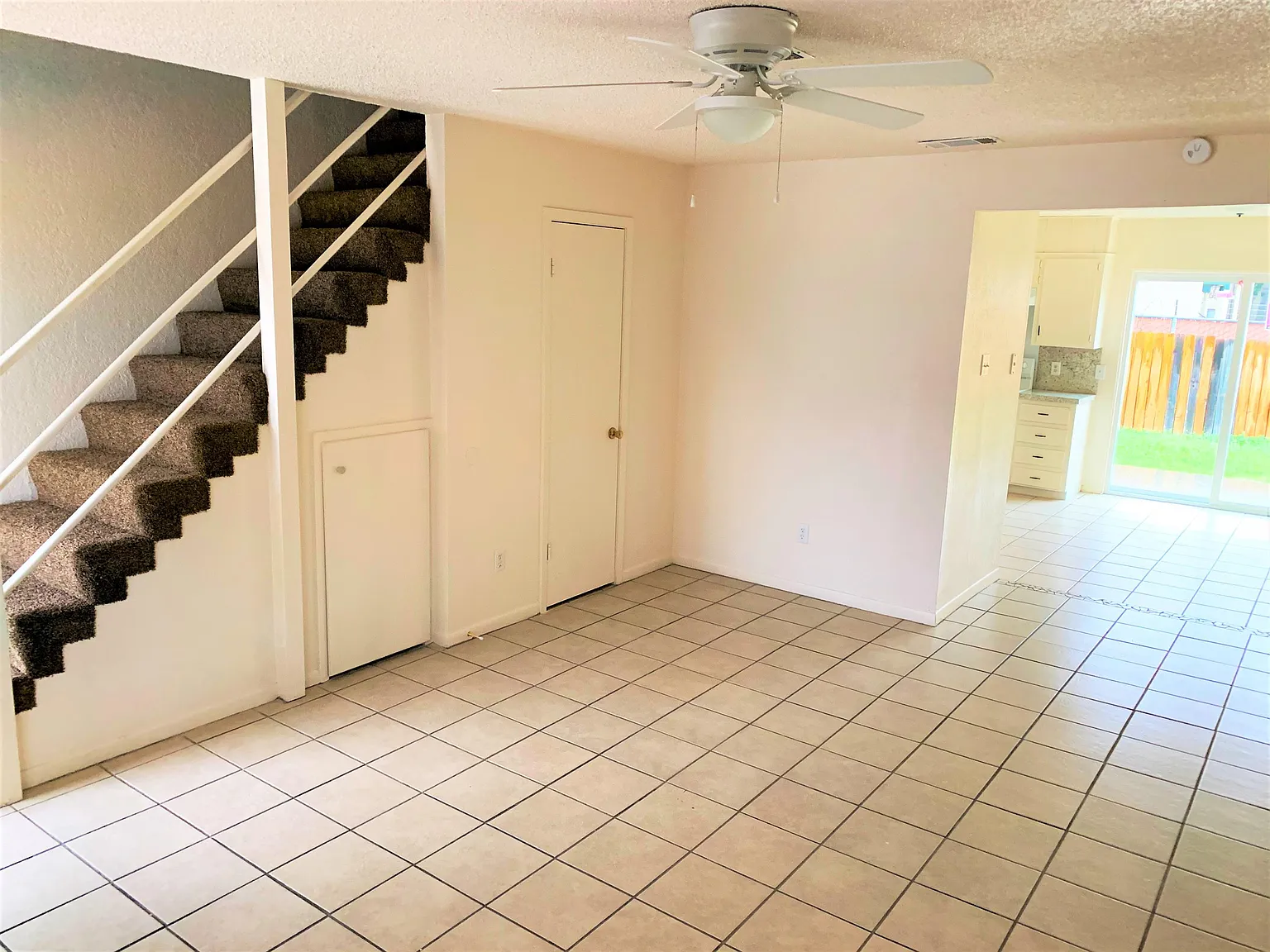 3409 Victoria Circle - 4 — Photo 1