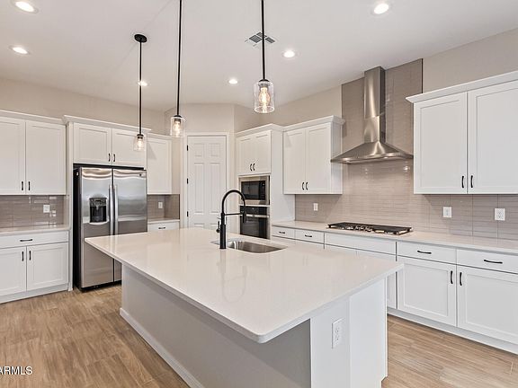 2nd image of 10434 S 48TH Glen