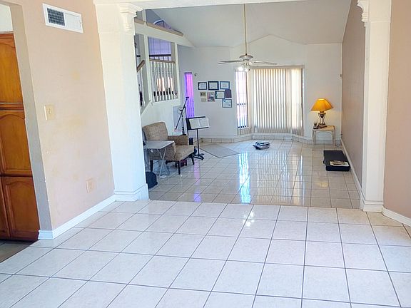 5th image of 11632 Bobby Fuller Dr
