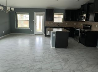 104 Christopher Dr, Killeen, TX 76542