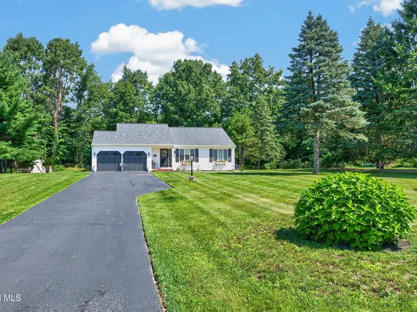 1605 Tina Lane, Castleton, NY 12033