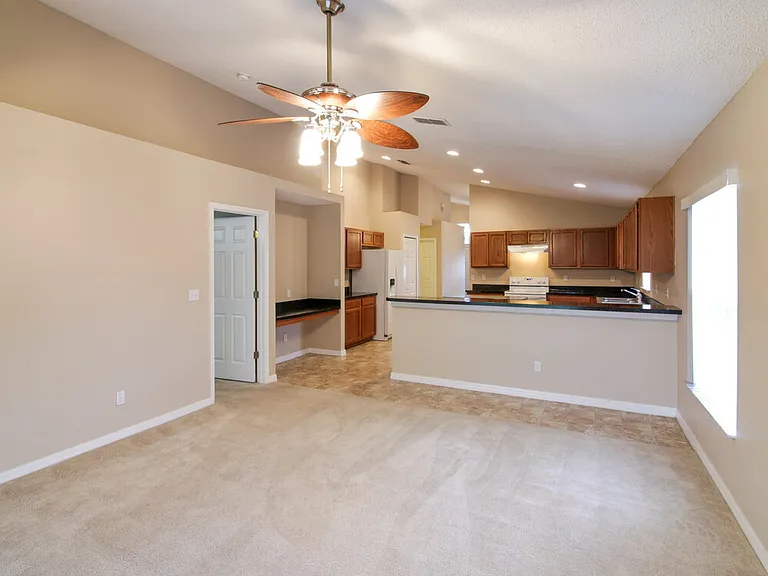 3005 Lorimer Ct — Photo 5