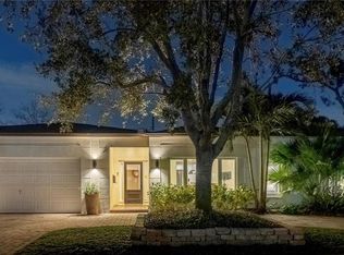 311 Belleair Dr NE, Saint Petersburg, FL 33704