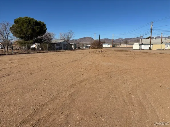 000 Route 66, Kingman, AZ 86409
