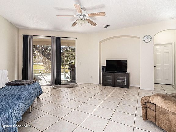 5th image of 3506 Mount Carmel Ln