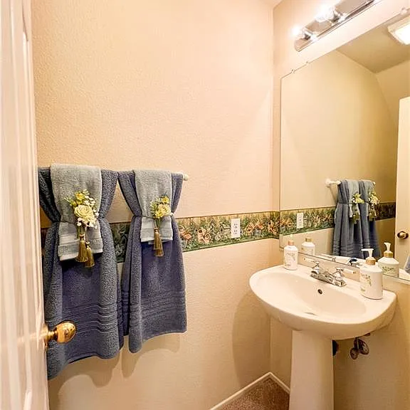 11144 Corsica Ct — Photo 39