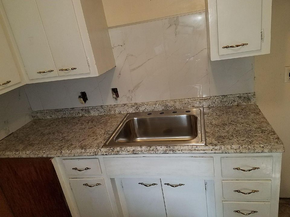 New Kitchen Sink, Faucet, Back-splash, Finishing up.
